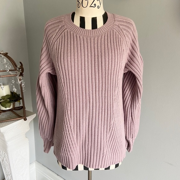 Simply Vera Vera Wang Sweaters - Simply Vera Wang lavender chunky sweater